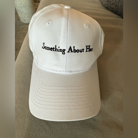 Something About Her Hat, NWT - Picture 1 of 2